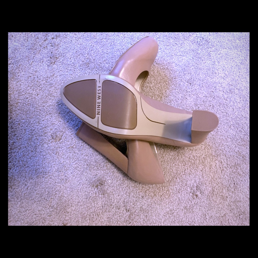 Ladies shoes